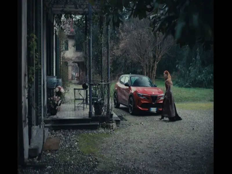 Alfa Romeo and Noemi Ignite Passion in “Se t’innamori muori” Music Video