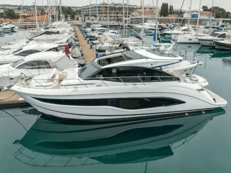 Luxury Yacht Experience Redefined: 2023 Princess V55 Available with Exclusive Technical Orientation