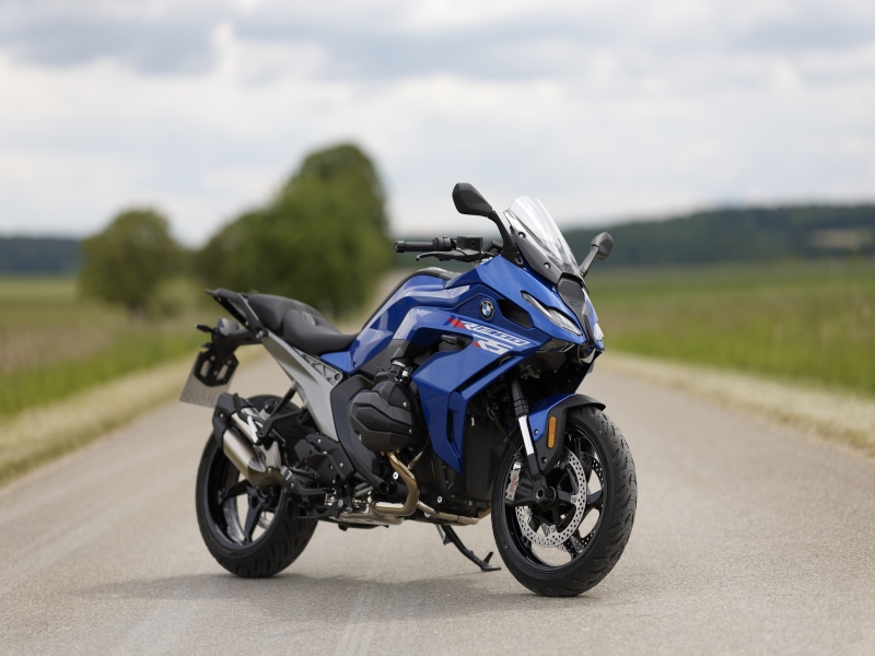 BMW Motorrad USA Unveils 2026 Lineup with Fresh Colors, Tech Upgrades and Built-In Break-In Service