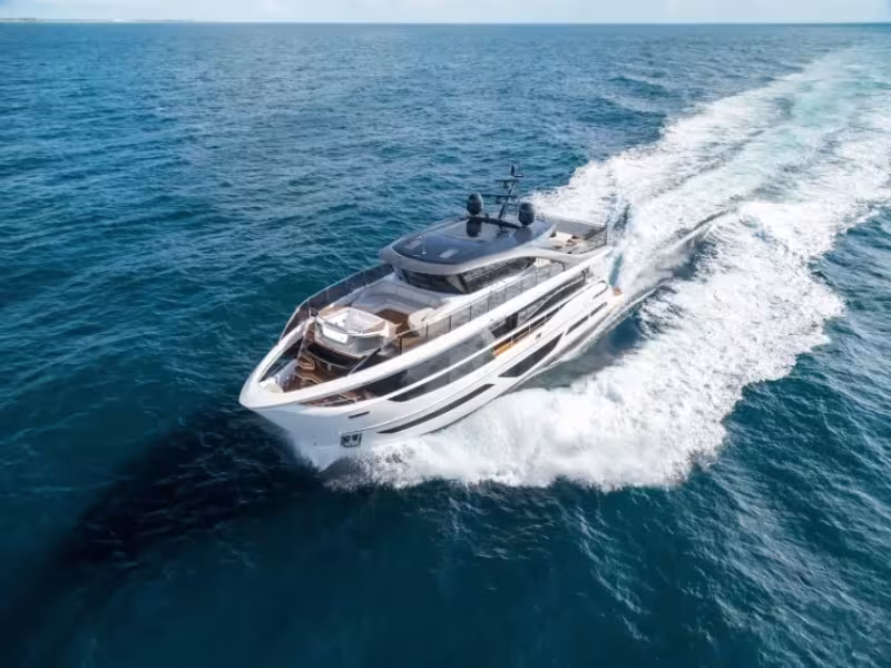 Princess X95 Vista Turns “Super Flybridge” Living Into a Panoramic, Open-Plan Escape