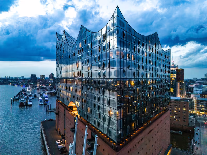 Elbphilharmonie Turns 10: Hamburg's Concert Hall Hits 96% Capacity
