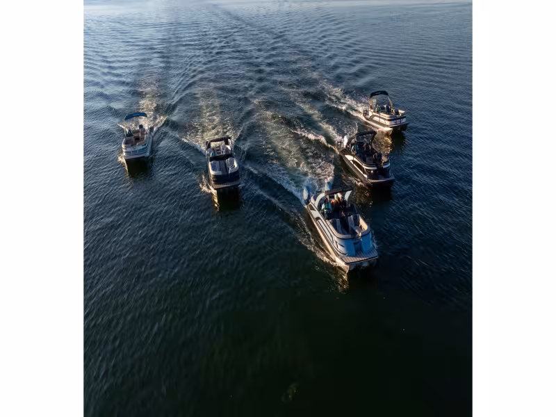 Bennington's 2027 Pontoons Add 1,000-HP Package for 30th Anniversary