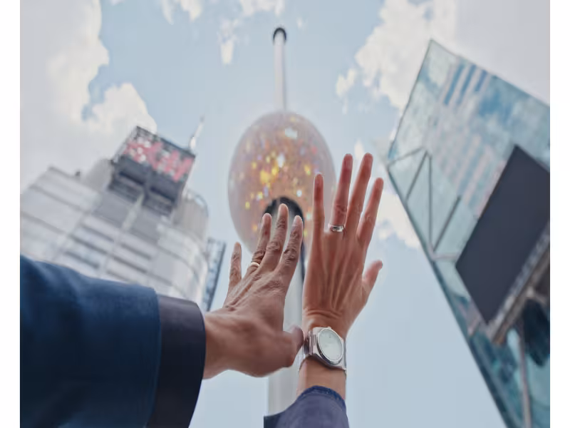 Now You Can Get Married at Times Square's Famous Ball Drop Building
