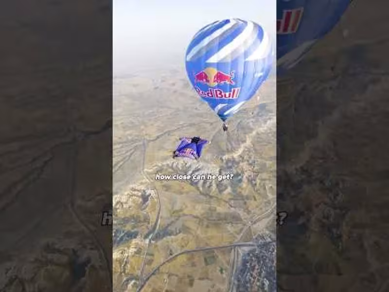 Red Bull Athlete Flies Wingsuit Slalom Through Cappadocia's Balloons for Philips