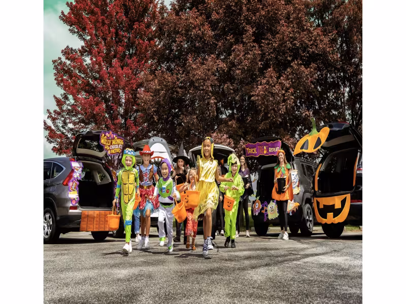 Halloween Spending Hits Record $13.5B as Season Stretches to Weeks
