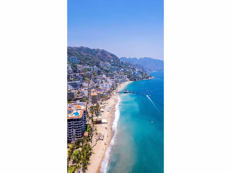 Puerto Vallarta Named World's 2nd Best Small City, Again