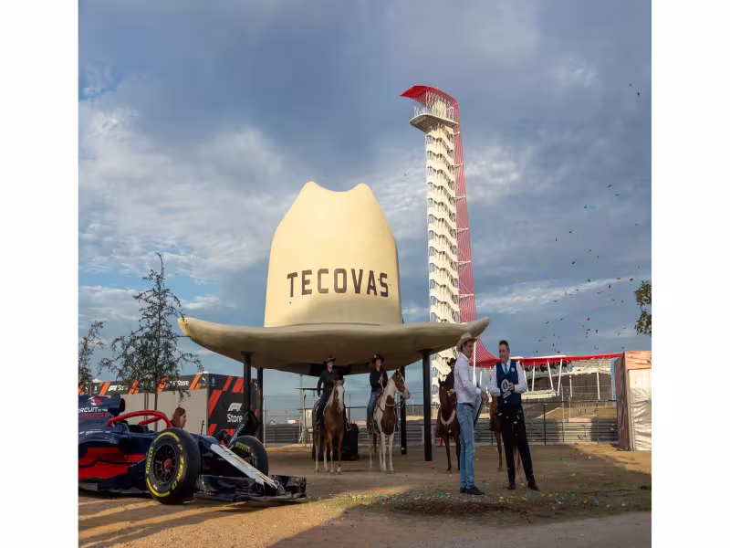 World's Largest Cowboy Hat Opens With a Bar at COTA
