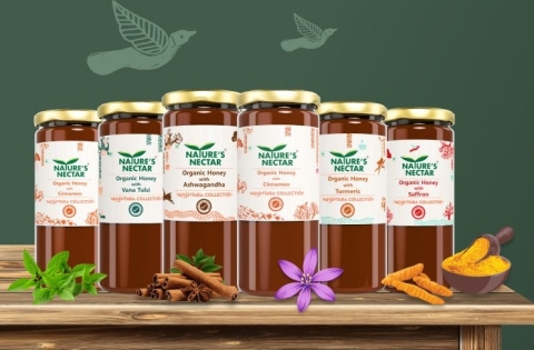 Organic Honey with Organic Herbs and Spices
