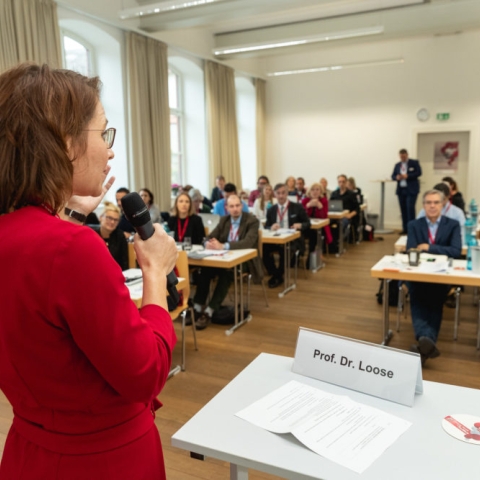 Current ProWein Business Report 2021 now available:
