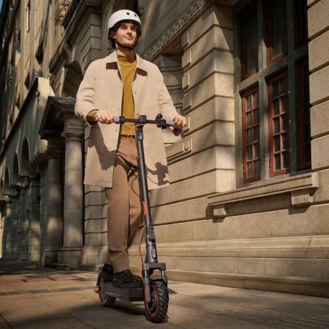 Xiaomi Electric Scooter 5 Max: Smarter, Smoother, and Built for Real-World City Life