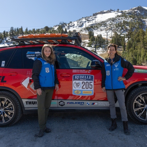 The BMW X5 Conquers the Desert: A Stock SUV’s Daring Victory at the 2025 Rebelle Rally