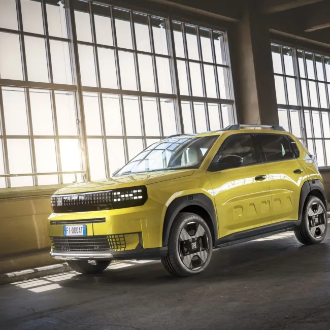 Fiat Grande Panda Makes Global Debut with Electric and Hybrid Powertrains, Taking on the B-Segment