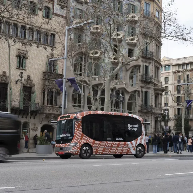 Driving the Future: Renault Group’s Autonomous Electric MiniBuses Gain Momentum Across Europe