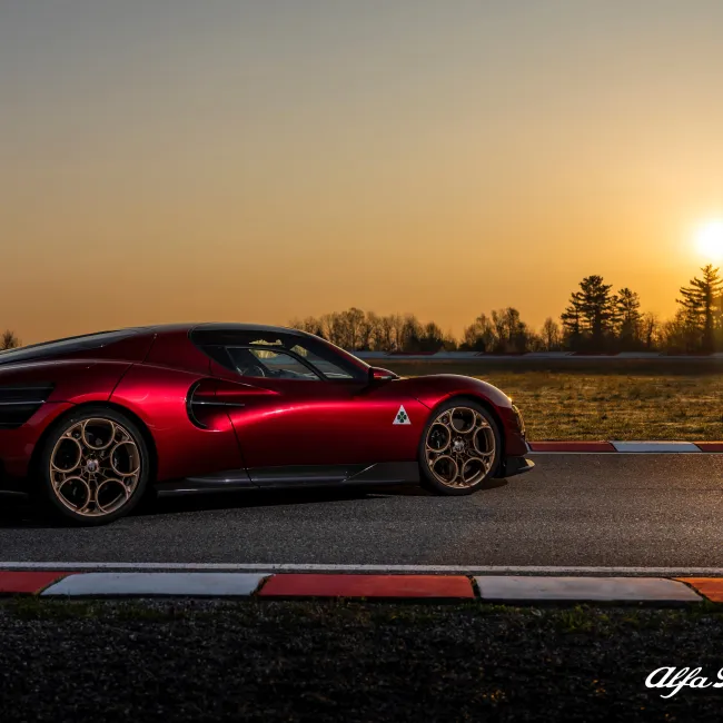 Alfa Romeo Steals the Spotlight at Italy’s Premier Vintage Car Show