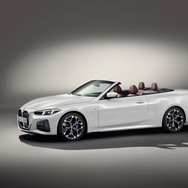 Refined Power and Stylish Upgrades: The 2025 BMW 4 Series Coupe and Convertible Arrive in Style