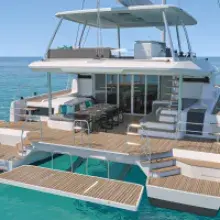 Lagoon_60_exterior