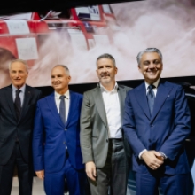 Renault Group Steals the Show at Paris Motor Show 2024 with World Premieres and Concept Cars