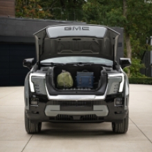 GMC Sierra EV Denali Edition 1: The "Denali of EVs" is Here