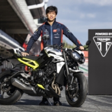 Ai Ogura Claims Victory in Fan-Voted Triumph Triple Trophy