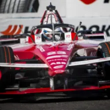 Nissan Formula E Team Shows Promise in Dramatic São Paulo Season Opener Despite Penalties