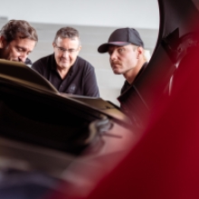 The 33 Stradale on the test bench with F1 Driver Valtteri Bottas