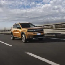  Fiat Grande Panda Makes Global Debut with Electric and Hybrid Powertrains, Taking on the B-Segment