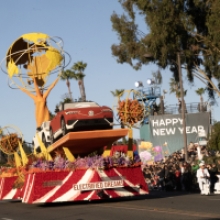 Honda Electrifies the 2025 Rose Parade