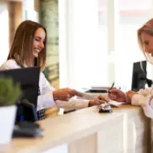 Hotels Struggle with Staffing Shortages Despite Increased Incentives