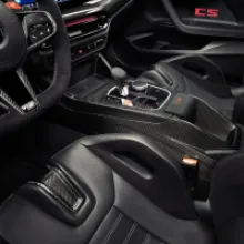 The new BMW M2 CS - Studio