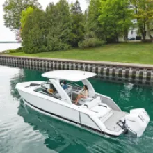 Four Winns H9 Outboard