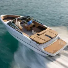 Four Winns Redefines Luxury Boating with the Bold and Beautiful H4