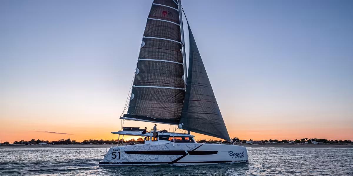 AURA 51
