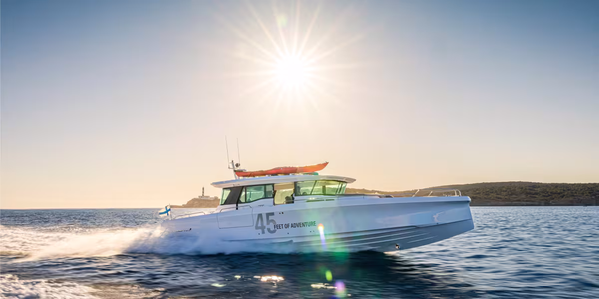 Axopar Unveils the 45
