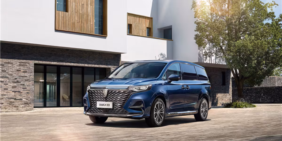 ROEWE iMAX8