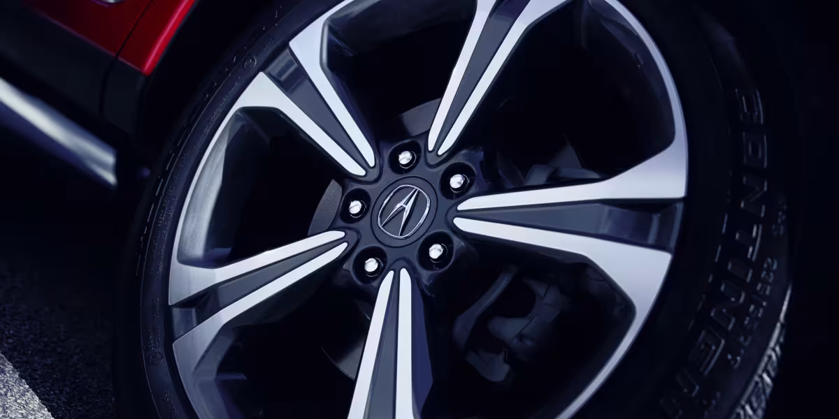 Refreshed 2025 Acura RDX Gains Sophisticated New Styling