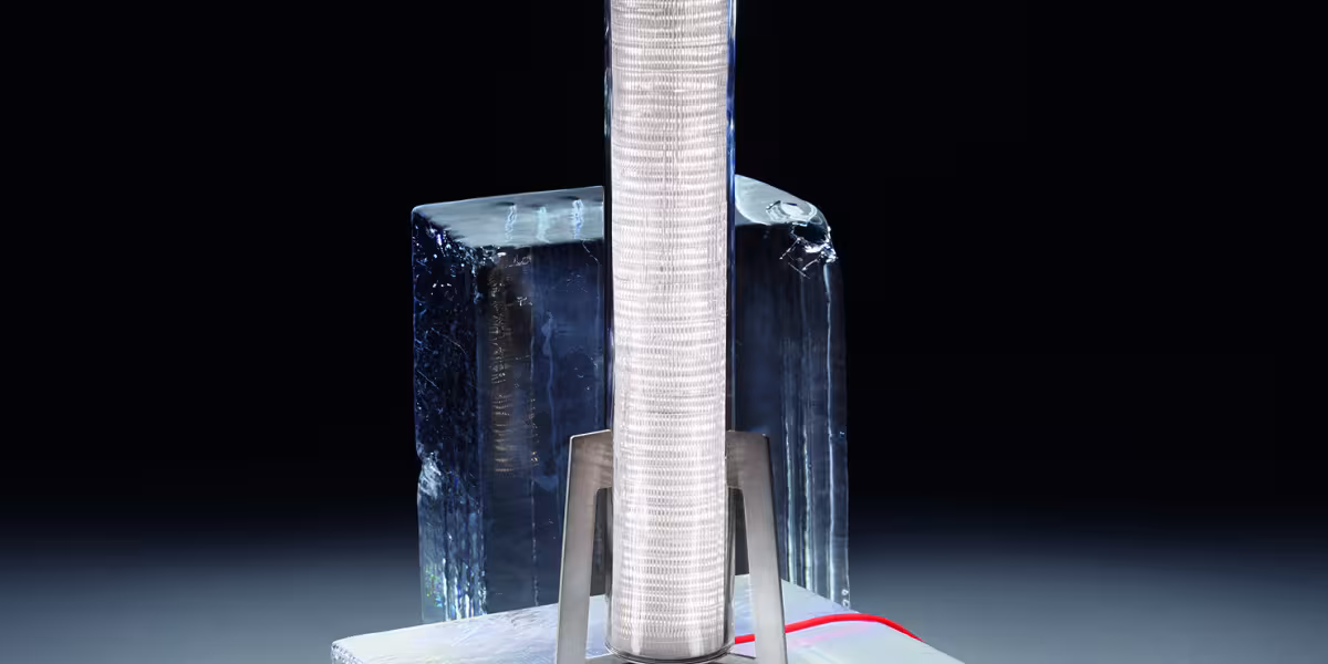 Artemide Showcases