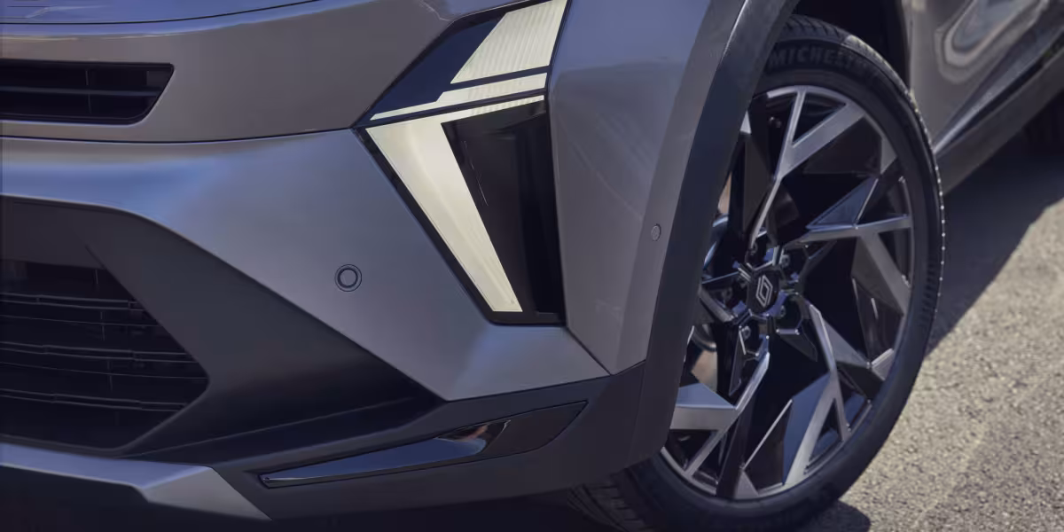 Renault Group: Pioneering Sustainable Mobility with e-POWER and Emblème