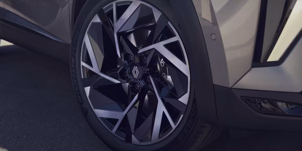 Renault Group: Pioneering Sustainable Mobility with e-POWER and Emblème