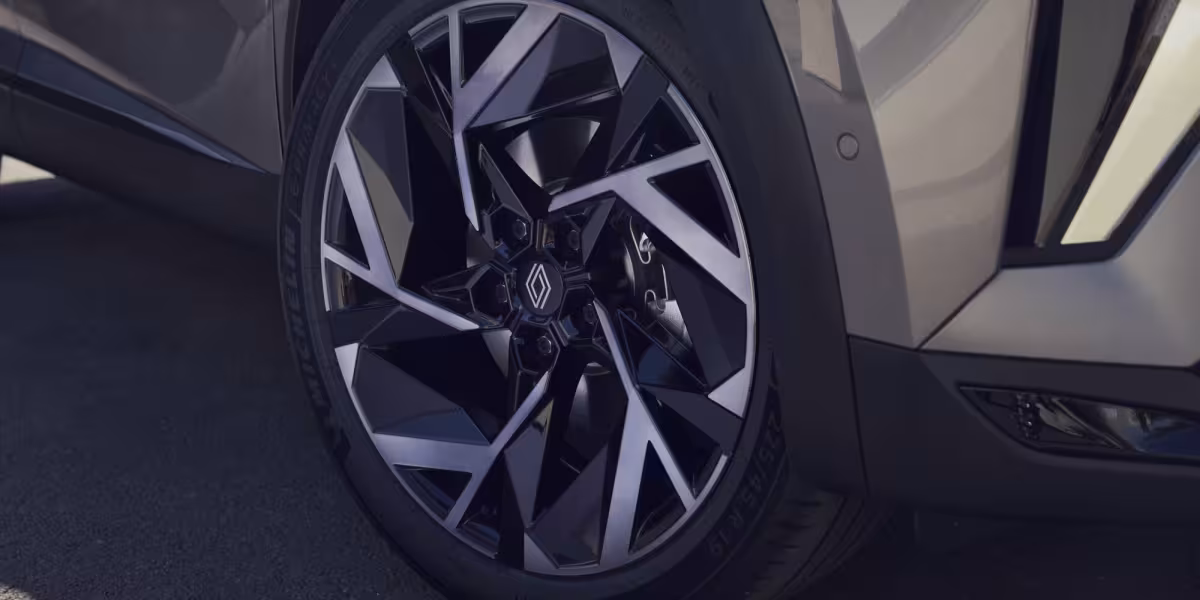 Renault Group: Pioneering Sustainable Mobility with e-POWER and Emblème