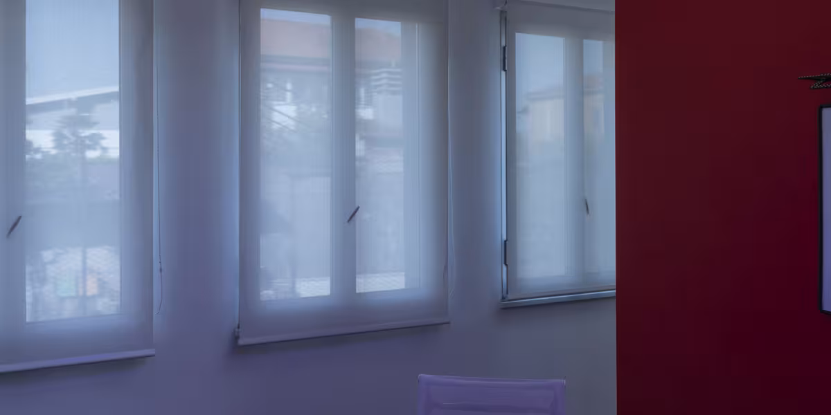 COMFORTABLE LIGHT THROUGH CONTROLABLE LED TECHNOLOGY