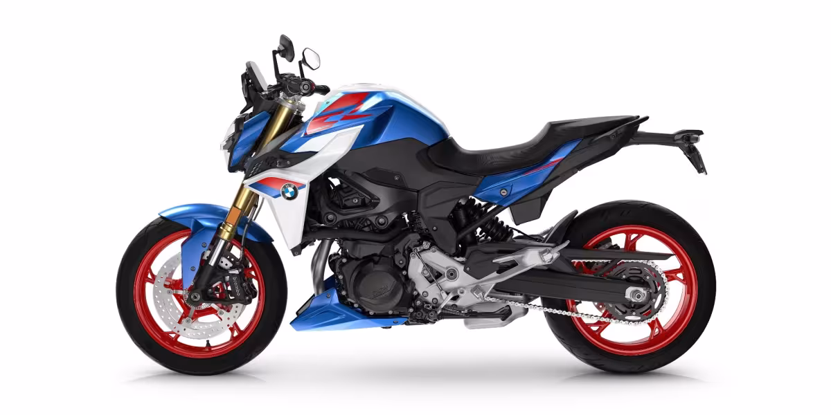 The new BMW F 900 R