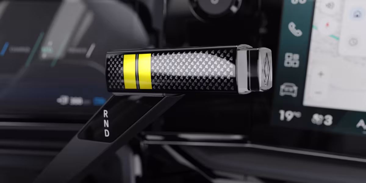 RENAULT 4 E-TECH ELECTRIC: THE COMEBACK OF A LEGEND