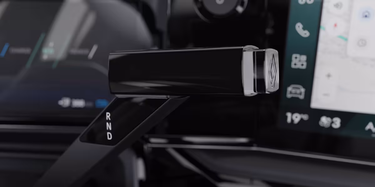RENAULT 4 E-TECH ELECTRIC: THE COMEBACK OF A LEGEND