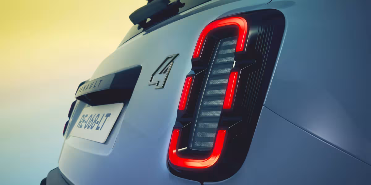 RENAULT 4 E-TECH ELECTRIC: THE COMEBACK OF A LEGEND