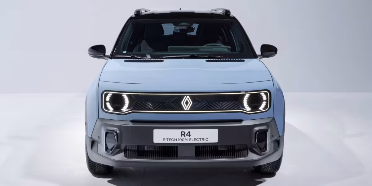 RENAULT 4 E-TECH ELECTRIC: THE COMEBACK OF A LEGEND