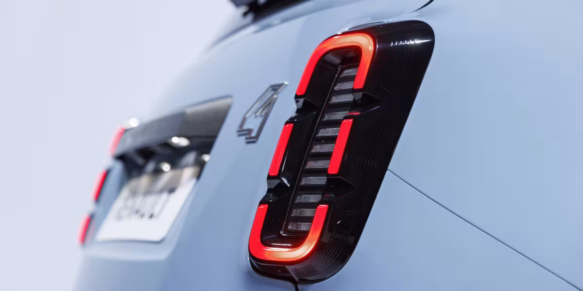 RENAULT 4 E-TECH ELECTRIC: THE COMEBACK OF A LEGEND