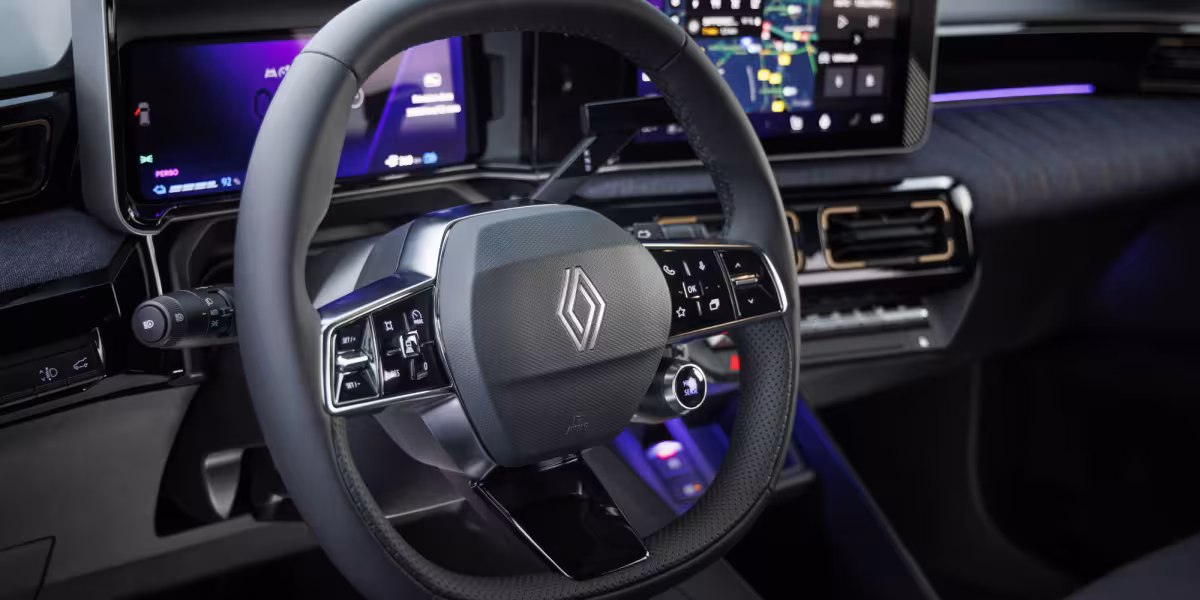 RENAULT 4 E-TECH ELECTRIC: THE COMEBACK OF A LEGEND