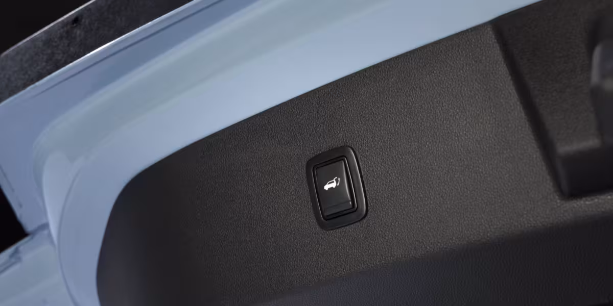 RENAULT 4 E-TECH ELECTRIC: THE COMEBACK OF A LEGEND