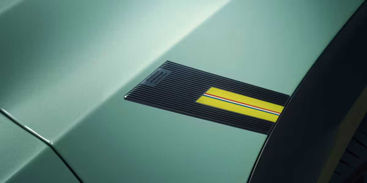 RENAULT 4 E-TECH ELECTRIC: THE COMEBACK OF A LEGEND
