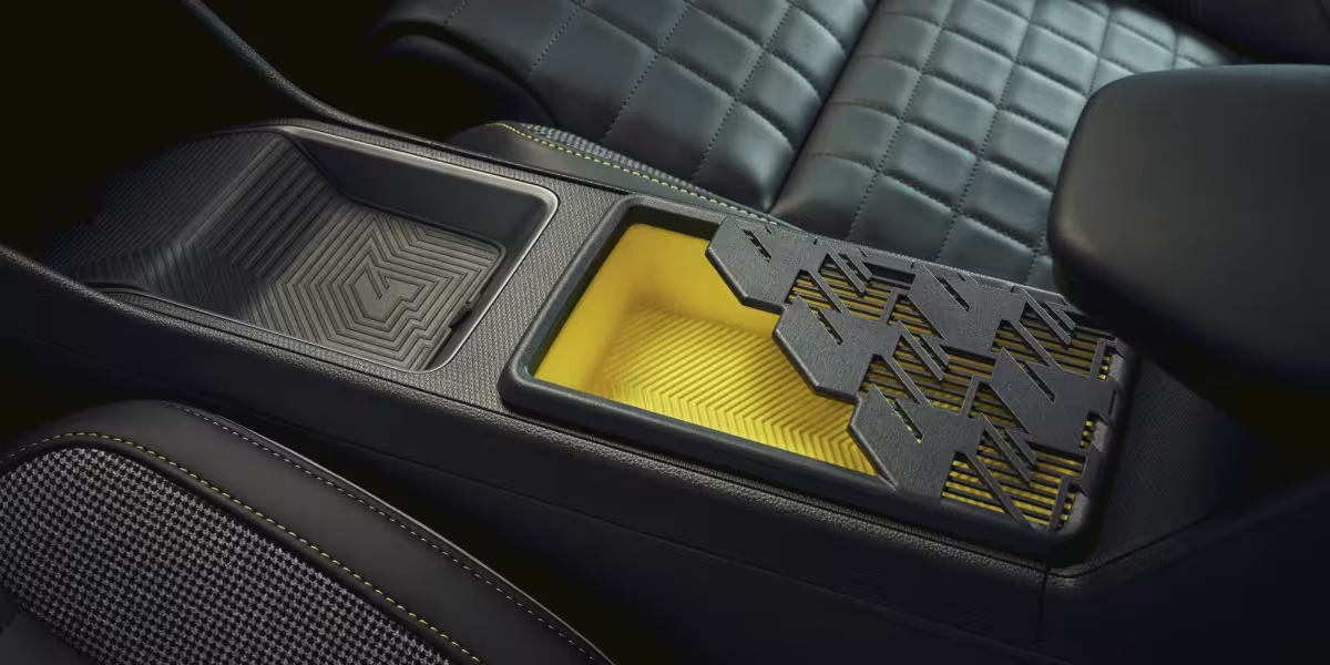 RENAULT 4 E-TECH ELECTRIC: THE COMEBACK OF A LEGEND